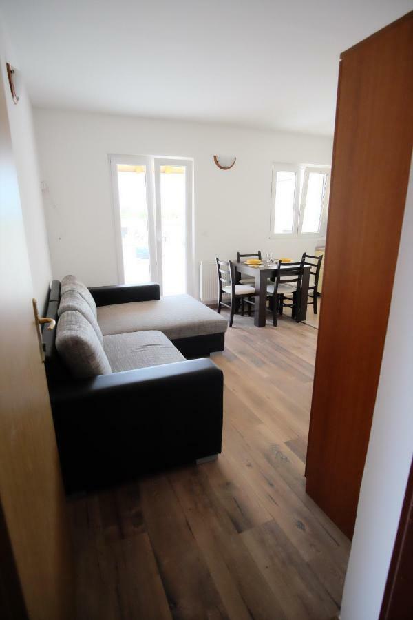 Apartmani Svemir Drage Exteriör bild